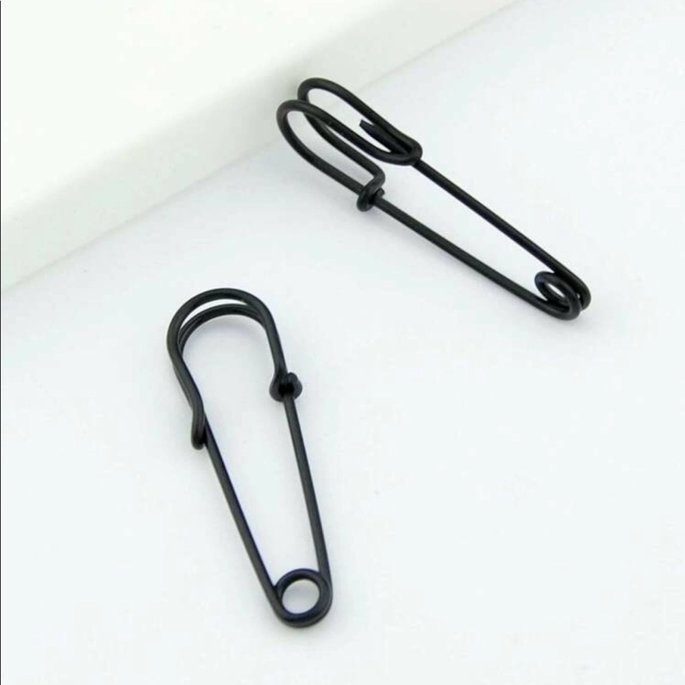 Black Simple Pin Earrings - Picture 3 of 4
